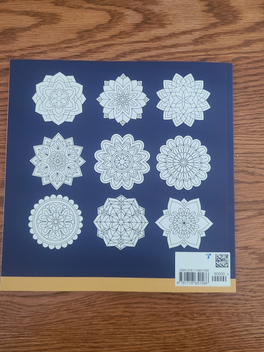 Easy Adult Coloring Book W/Ohuhu Glitter Markers - Picture 12 of 12